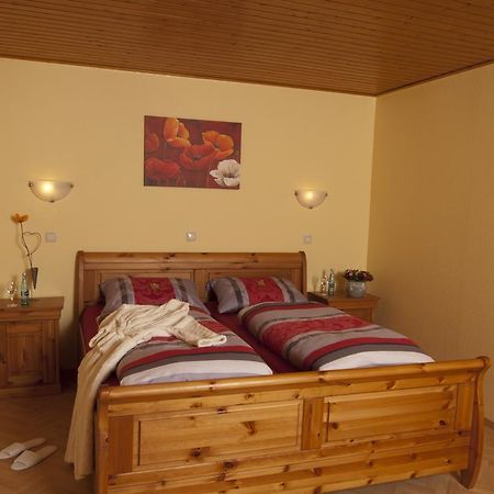 Hotel Restaurant Zum Schwanen Bruchköbel Exteriör bild